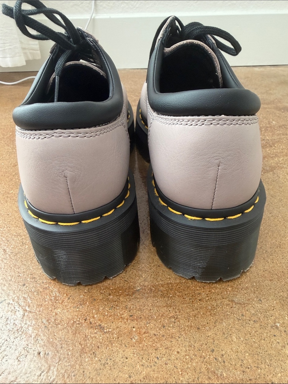 Dr. Martens 8053 Quad Oxford Platform Shoes Black Taupe Women's 10 / Men's 9 - Picture 7 of 8